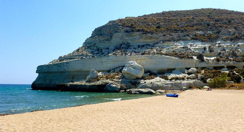Апартаменти Agua Amarga Design Екстер'єр фото